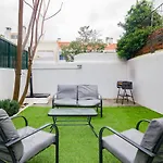 Apartmán Lovely & Bright Family Flat W/ Patio Lisboa
