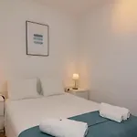 Lovely & Bright Family Flat W/ Patio * Lizbona